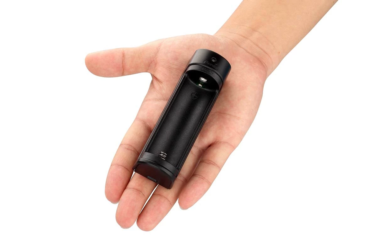 Fenix ARE-X1 Single Bay Battery Charger 2 Fenix ARE-X1 Single Bay Battery Charger