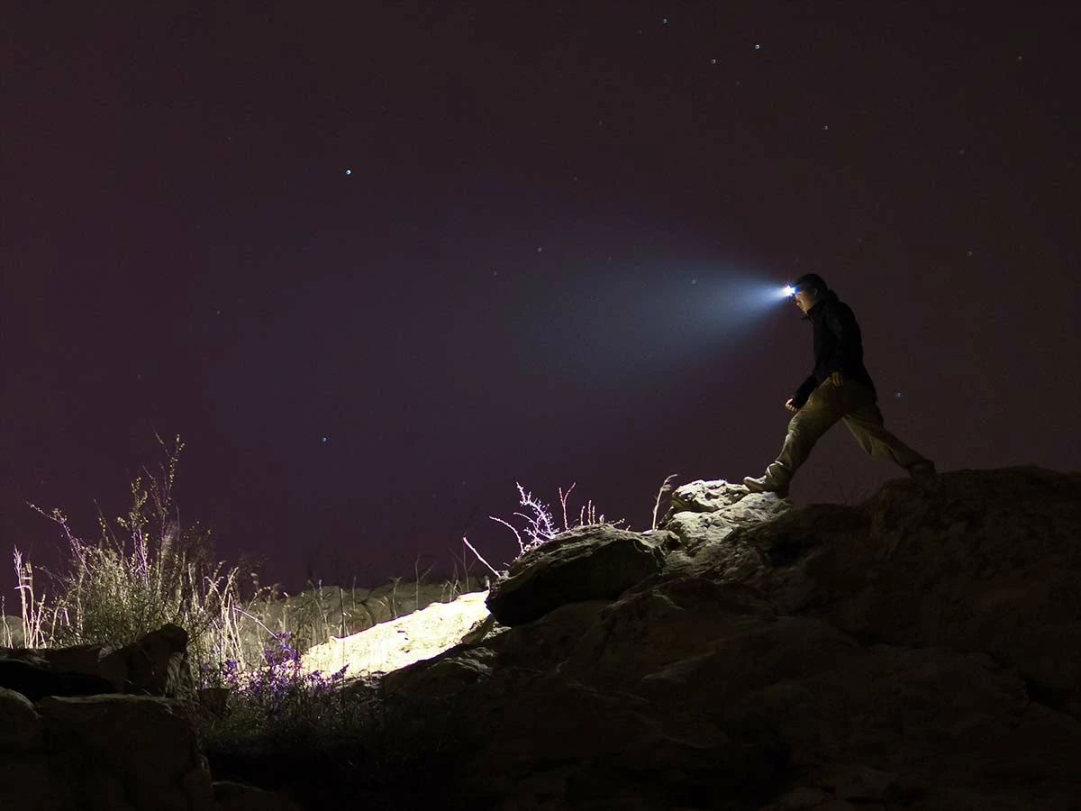 Fenix HL18R USB Rechargeable Headlamp - AAA Compatible 4 Fenix HL18R USB Rechargeable Headlamp - AAA Compatible