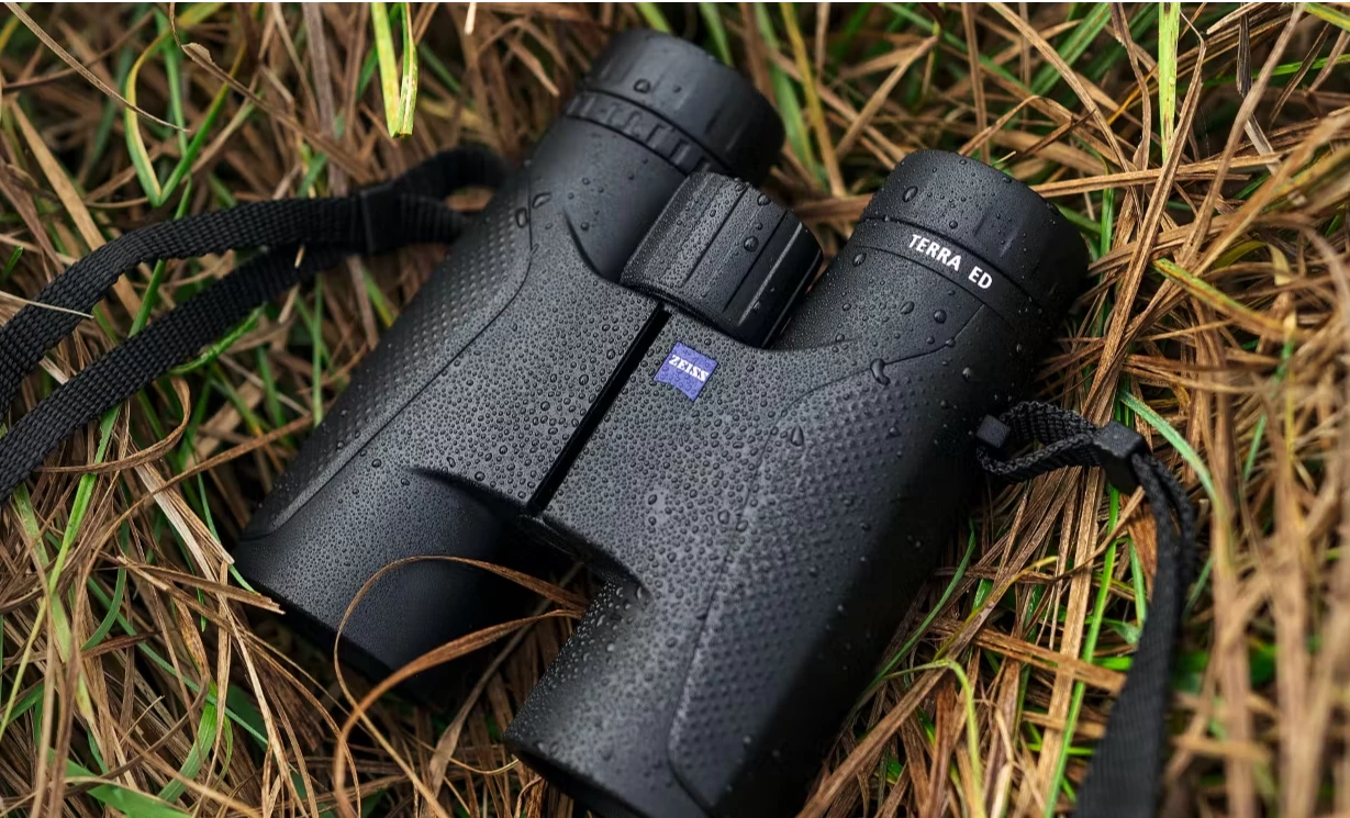 Zeiss Terra ED Waterproof Binoculars, 25mm Lens 9 Zeiss Terra ED Waterproof Binoculars, 25mm Lens