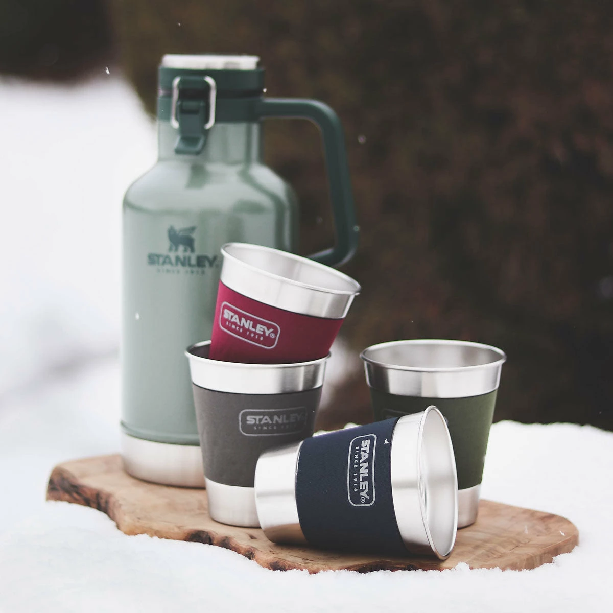 STANLEY CLASSIC OUTDOOR GROWLER GIFT SET Water 3 STANLEY CLASSIC OUTDOOR GROWLER GIFT SET Water