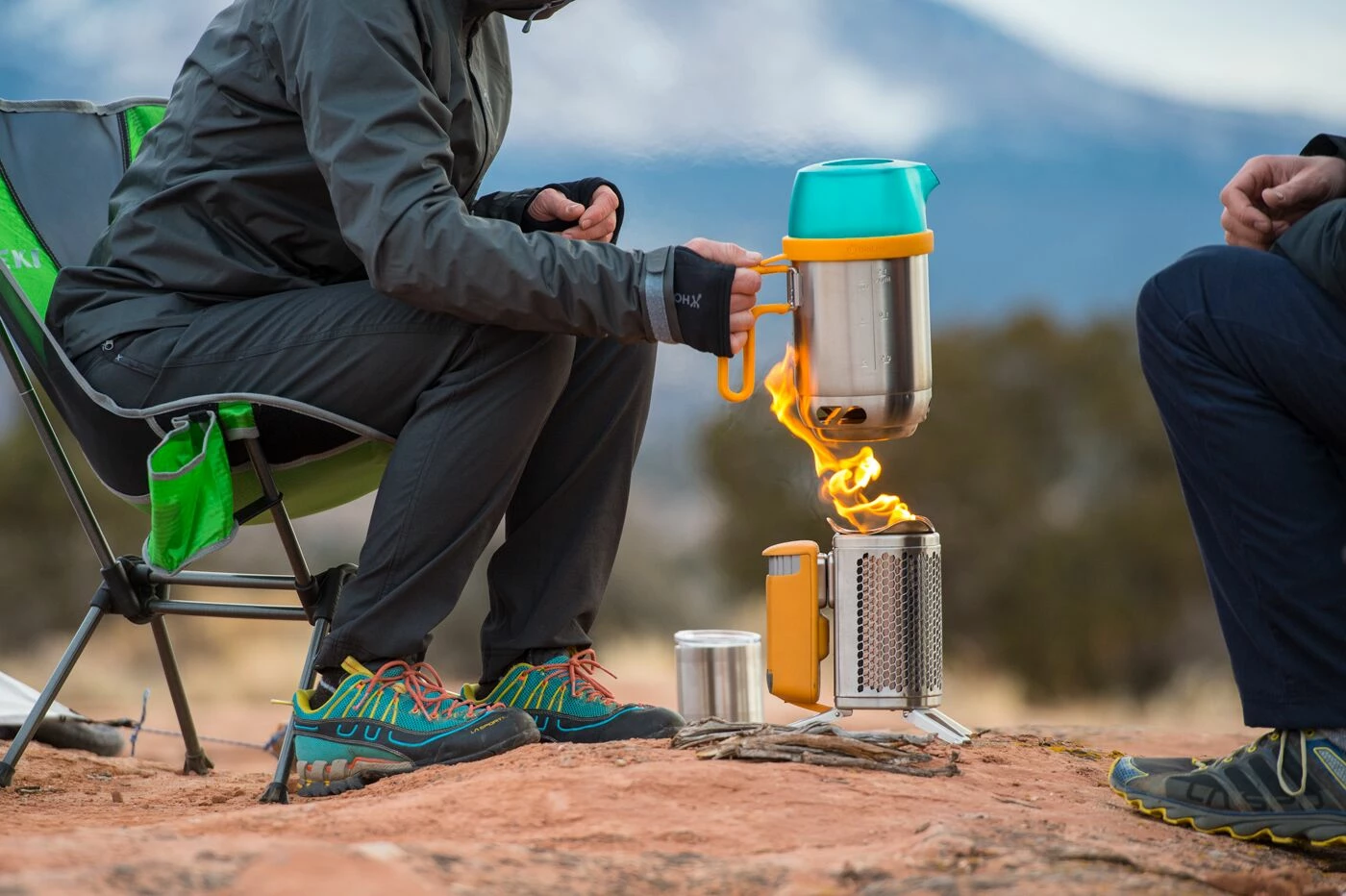 BioLite CampStove 2+ 12 BioLite CampStove 2+