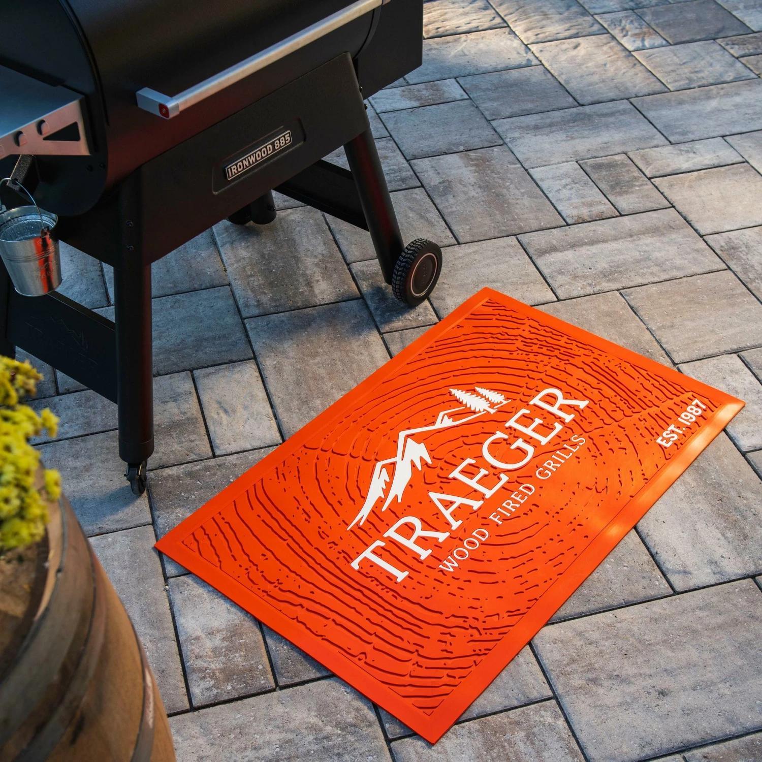 Traeger Accessories TRAEGER ORANGE GRILL MAT 1 Traeger Accessories TRAEGER ORANGE GRILL MAT