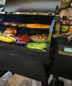 TRAEGER PRO 780 PELLET GRILL Appliances